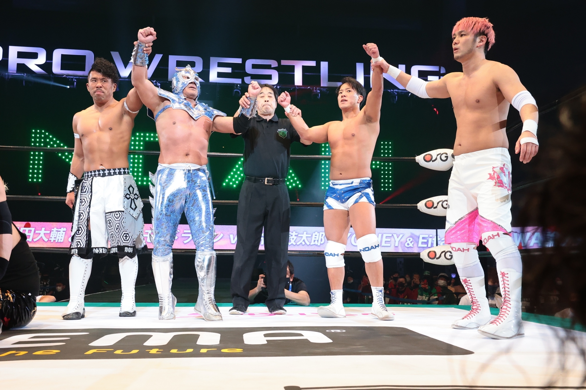 最大68 オフ プロレスリングノアｇｈｃヘビー級潮崎豪対杉浦貴日本武道館２００９年パンフレット Www Anavara Com