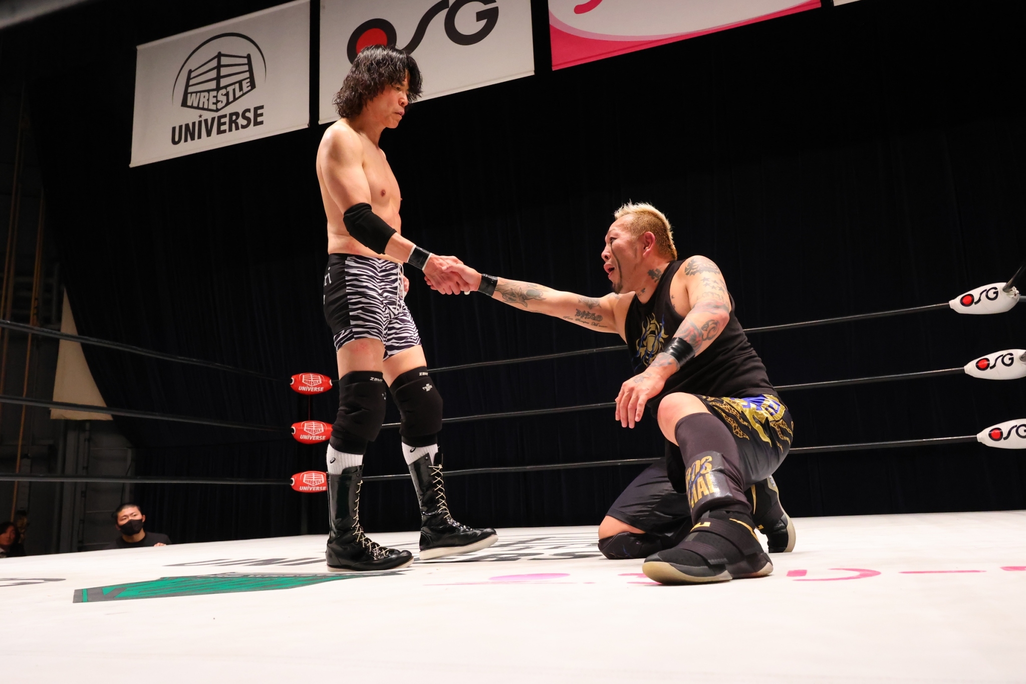 12/14会津大会 試合後コメント 清宮が元日武道館へダイブ式シャイニング初公開 王者5人衆で3年ぶり会津締め プロレスリング・ノア公式